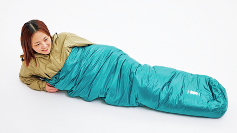 キャンプでの安眠を約束する、極楽スリーピングバッグ10選