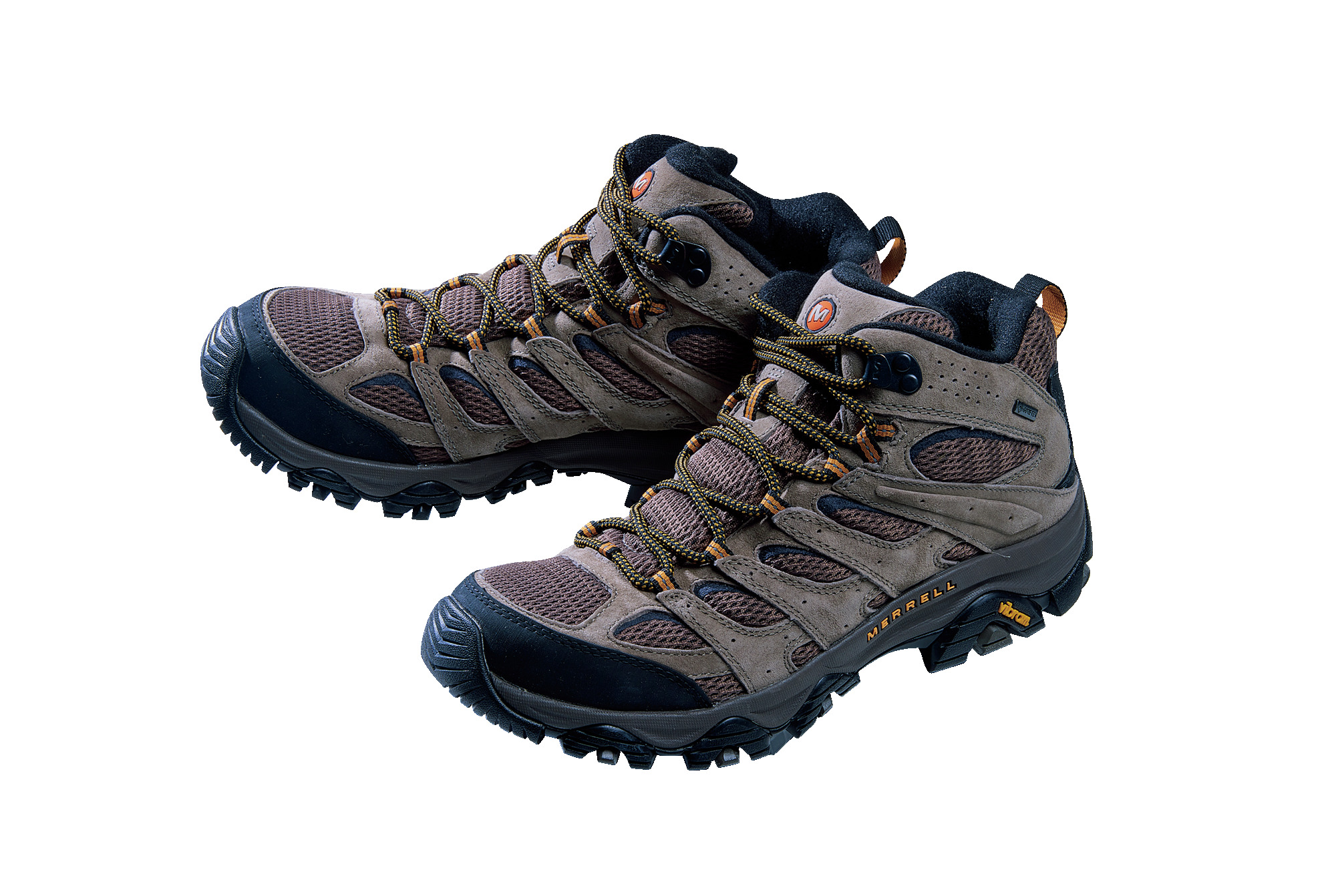 トレッキングシューズで軽快に山を歩こう！ 2025年の人気モデルと2026年のヒット予測モデル全15