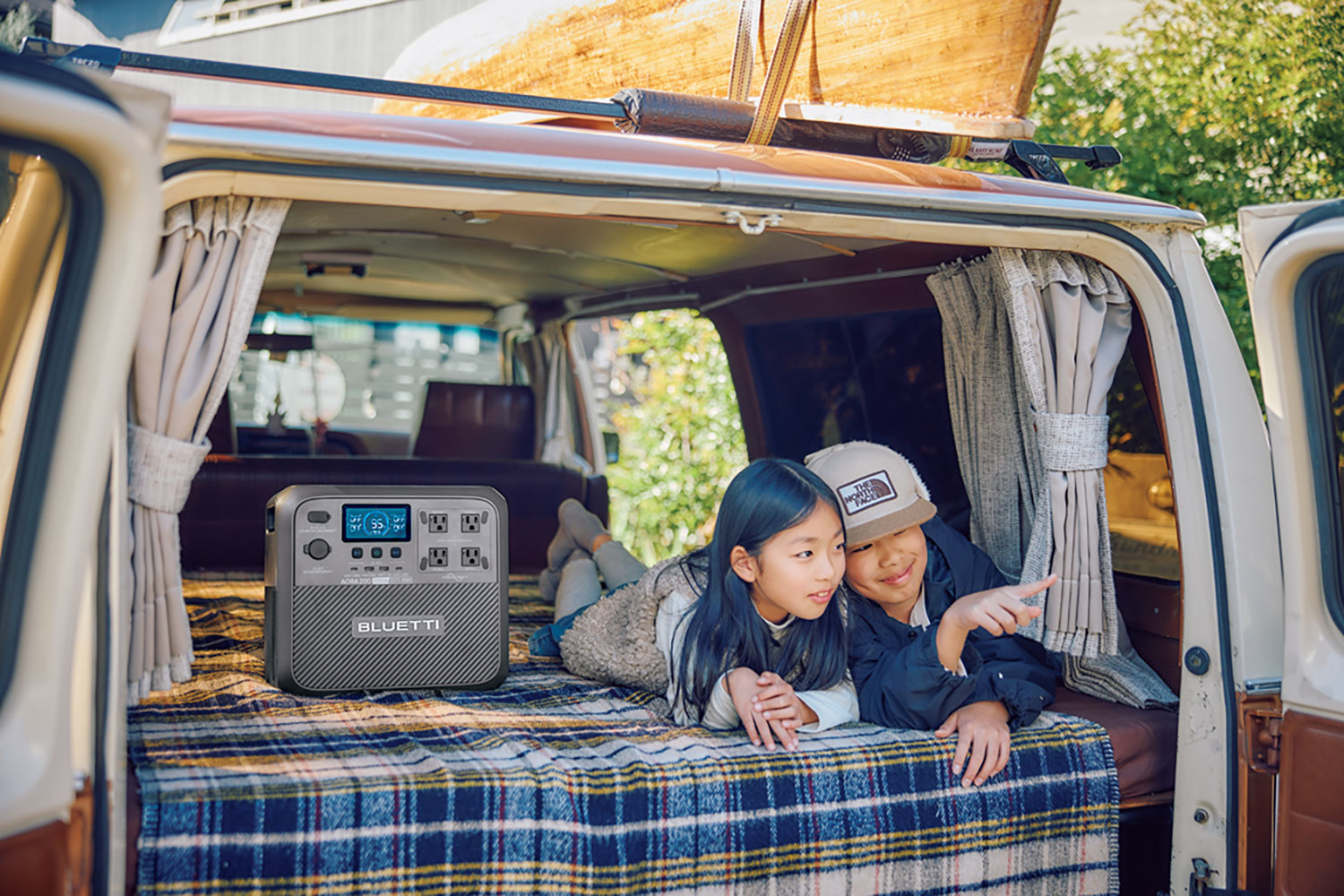 BLUETTI「AORA 200」「Charger 2」で賢くチャージ＆いつでも便利に使える！快適なポタ電キャンプを