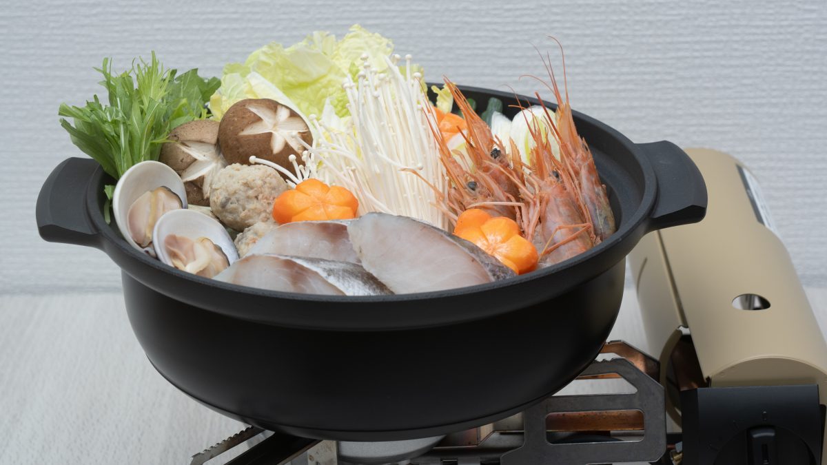 スノーピーク×WILD-1別注モデルの「野宴鍋24 WILD-1 EDITION」は小ぶりなサイズで鍋料理にぴったり！