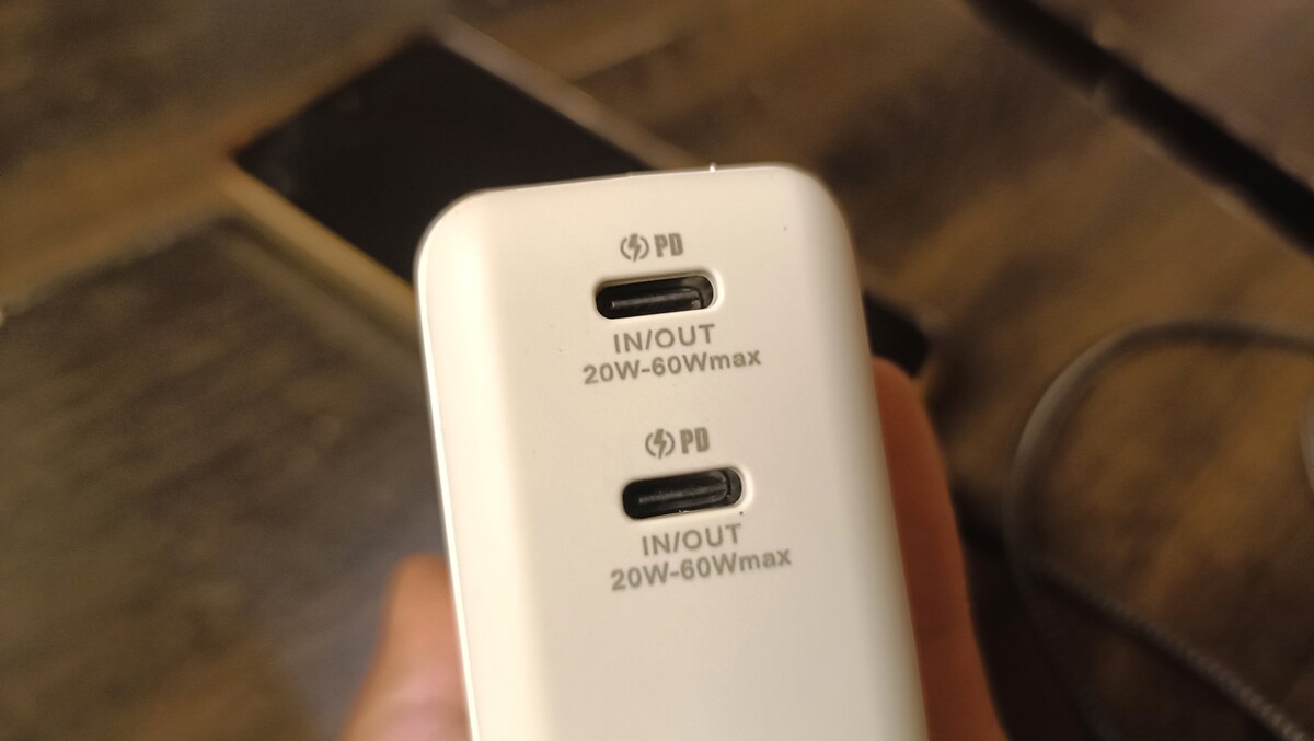 ポート部分のアップ画像。