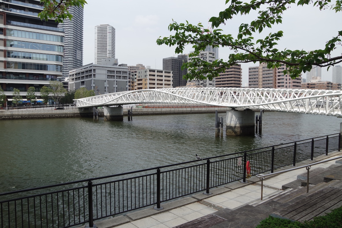 2km超の朝潮運河沿いを歩いて楽しむ9つの橋くらべ【プロハイカー斉藤正史の東京GREEN WAY  FILE.28】