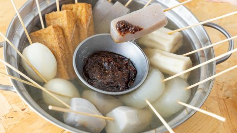 自宅でもアウトドアでも！冬にうれしい「田楽みそおでん」の作り方