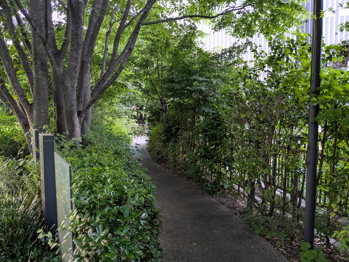 赤坂〜虎ノ門一帯を歩いて見つけた都心の緑道と庭園【プロハイカー斉藤正史の東京GREEN WAY  FILE.29】