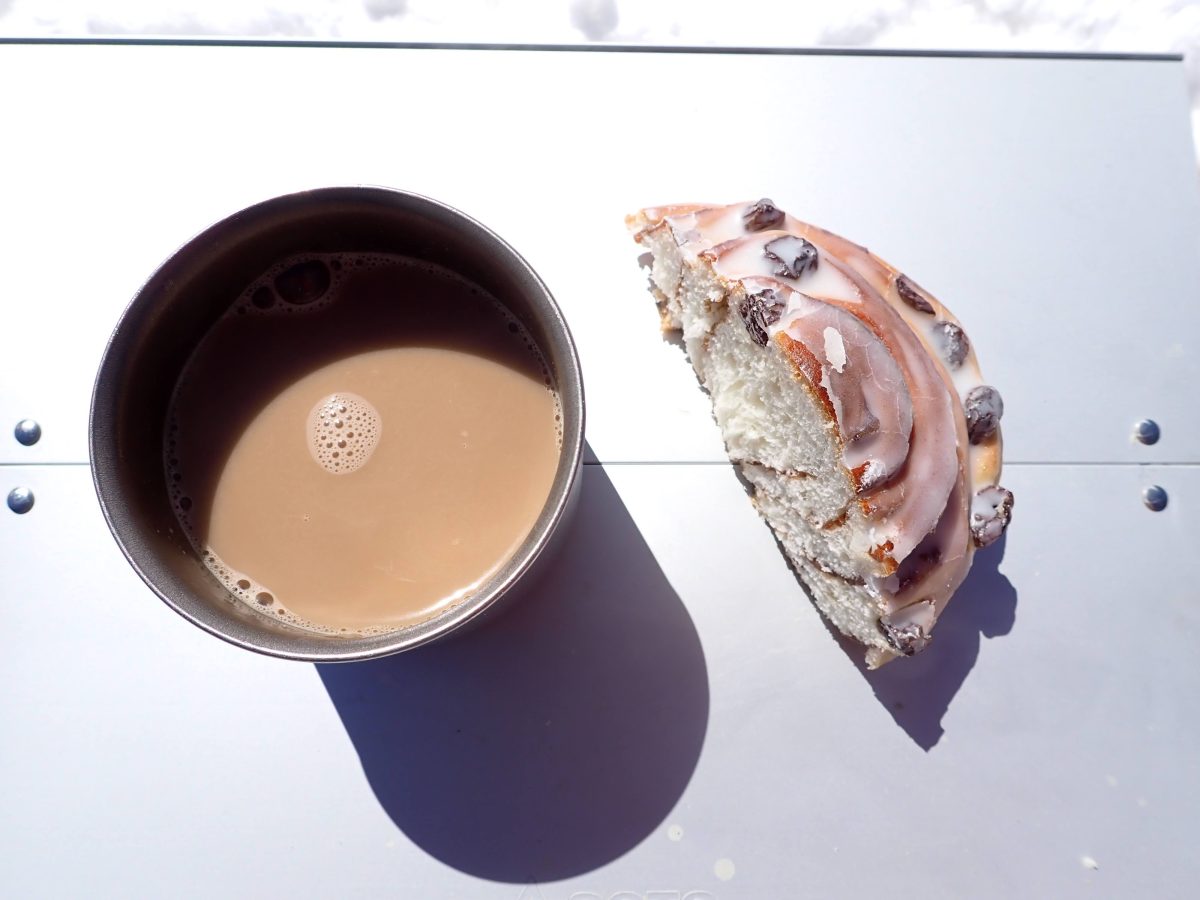 パンとミルクティー