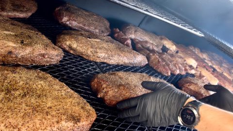 極ウマのテキサス流BBQレシピをご紹介！ おいしく仕上げるコツは“Low & Slow”なのだ