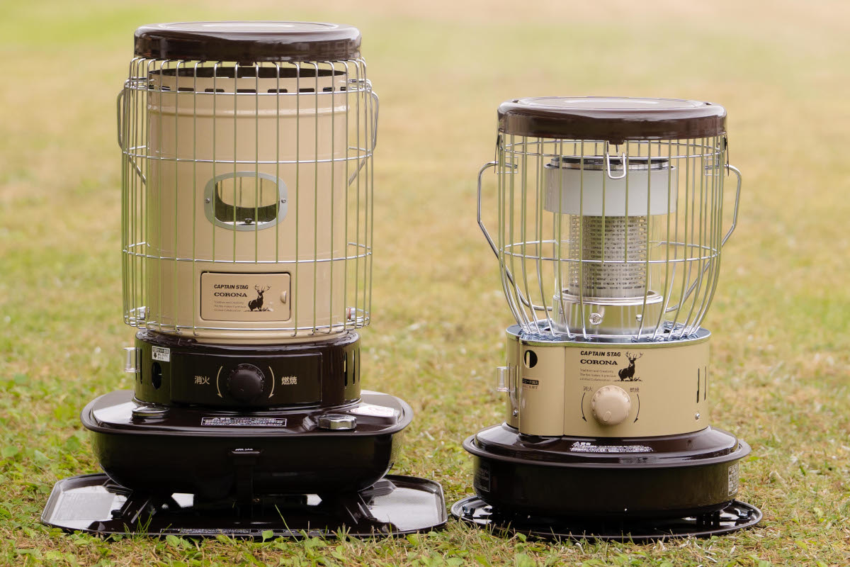 キャプテンスタッグ×コロナの５周年ストーブが超クール！“燕三条コラボ”の２トーン仕様だ