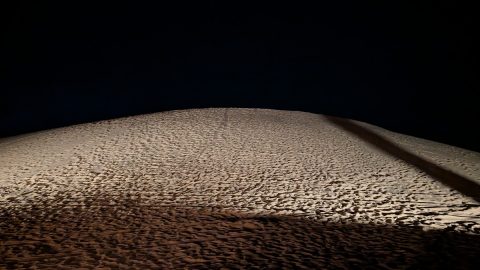 アラビア砂漠の「遊牧民キャンプ」のあと○○に行ってみた！