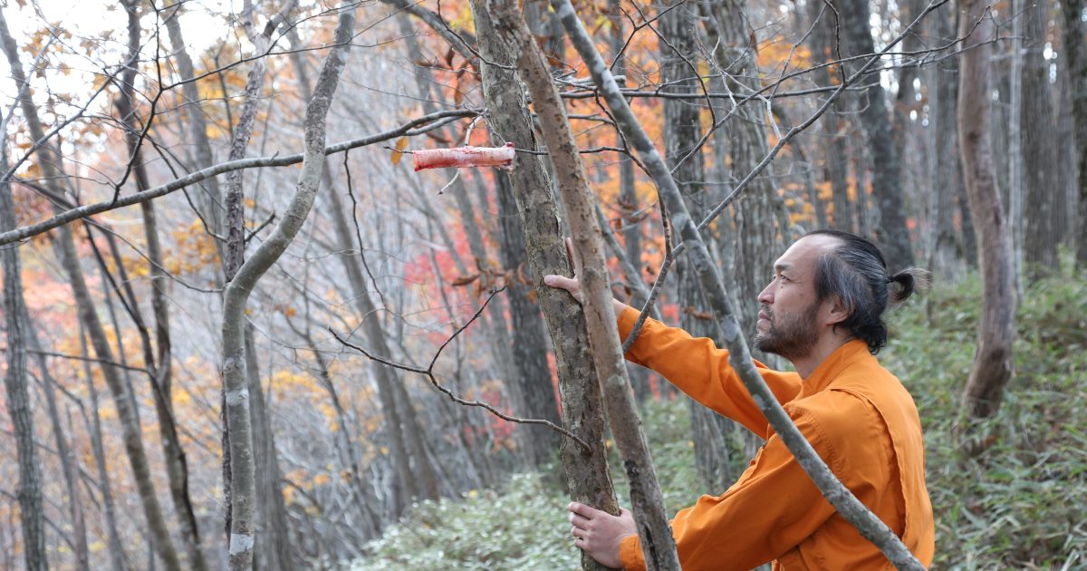 鹿の狩猟で最も大切なことは？北海道のバーで出会った若き相棒とシカを