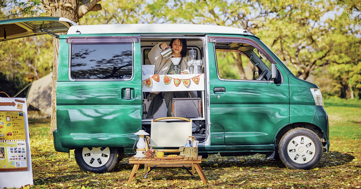 車中泊キャンパー、ちょもかさん、DIYでオシャレ空間を実現した愛車