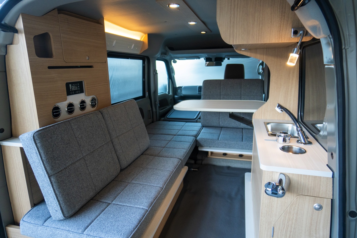 車中泊できる軽キャンピングカー「ミニチュアクルーズ」がフルモデルチェンジを敢行！その中身とは？