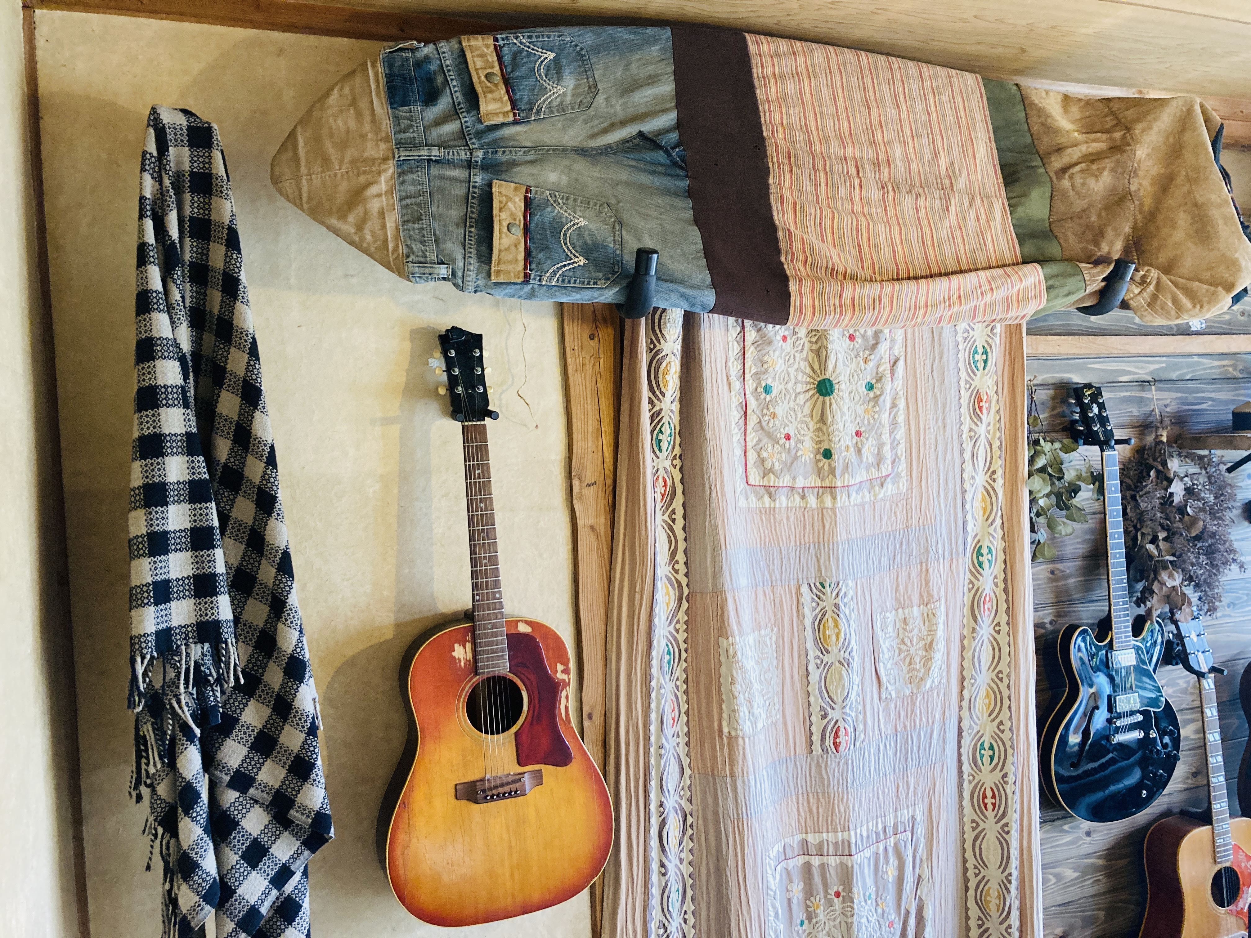 サーフボードのリペアにチャレンジ！新年に大切な道具を“整える”