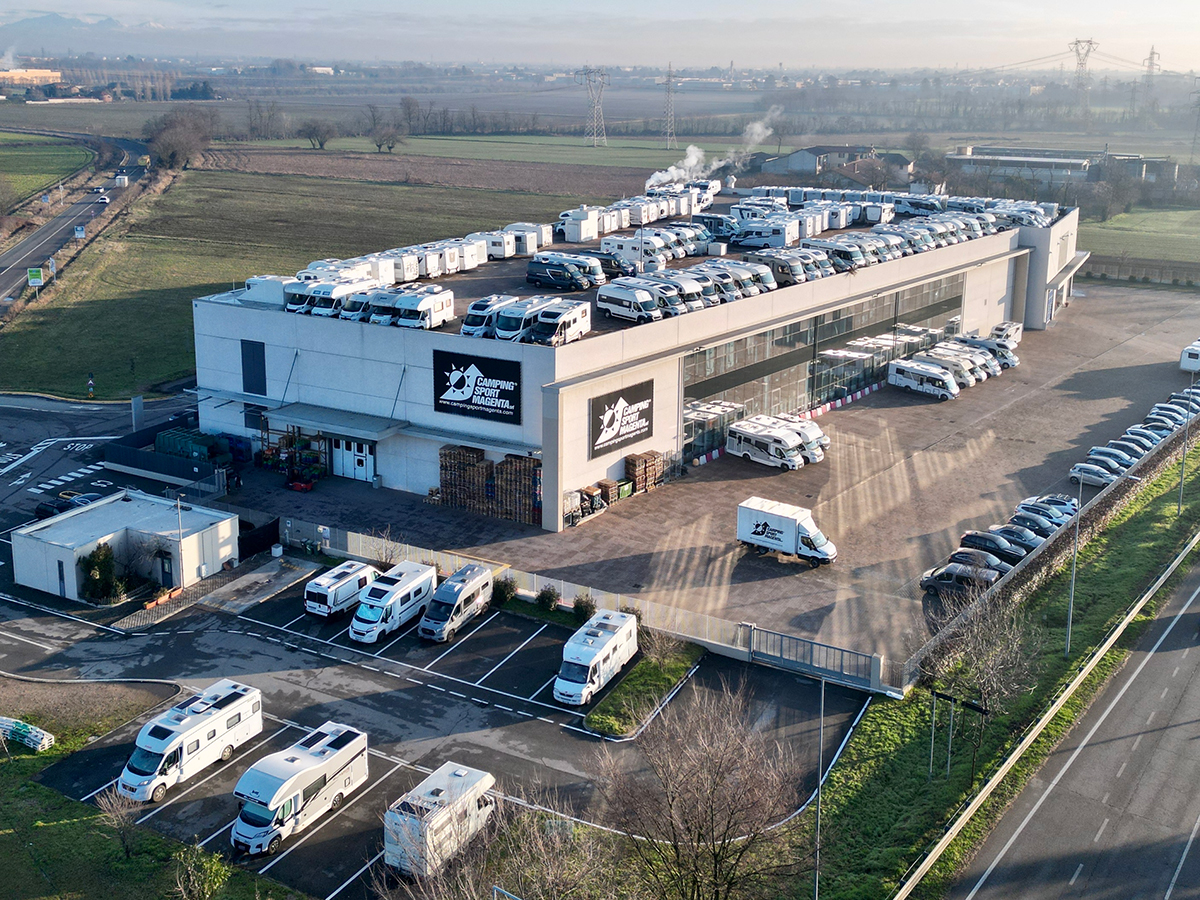 キャンピングカーの本場イタリアで“夢のショールーム”「Camping Sport Magenta」に潜入！ vol.2