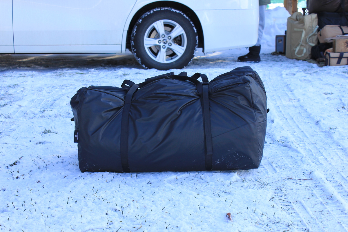 オブセルを収納バッグに入れた状態の外観