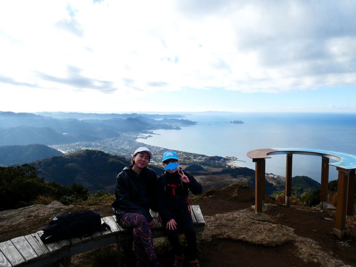 足で登って出会った絶景。熊のいない千葉県鋸山で気軽に楽しむ産業遺産ハイキング