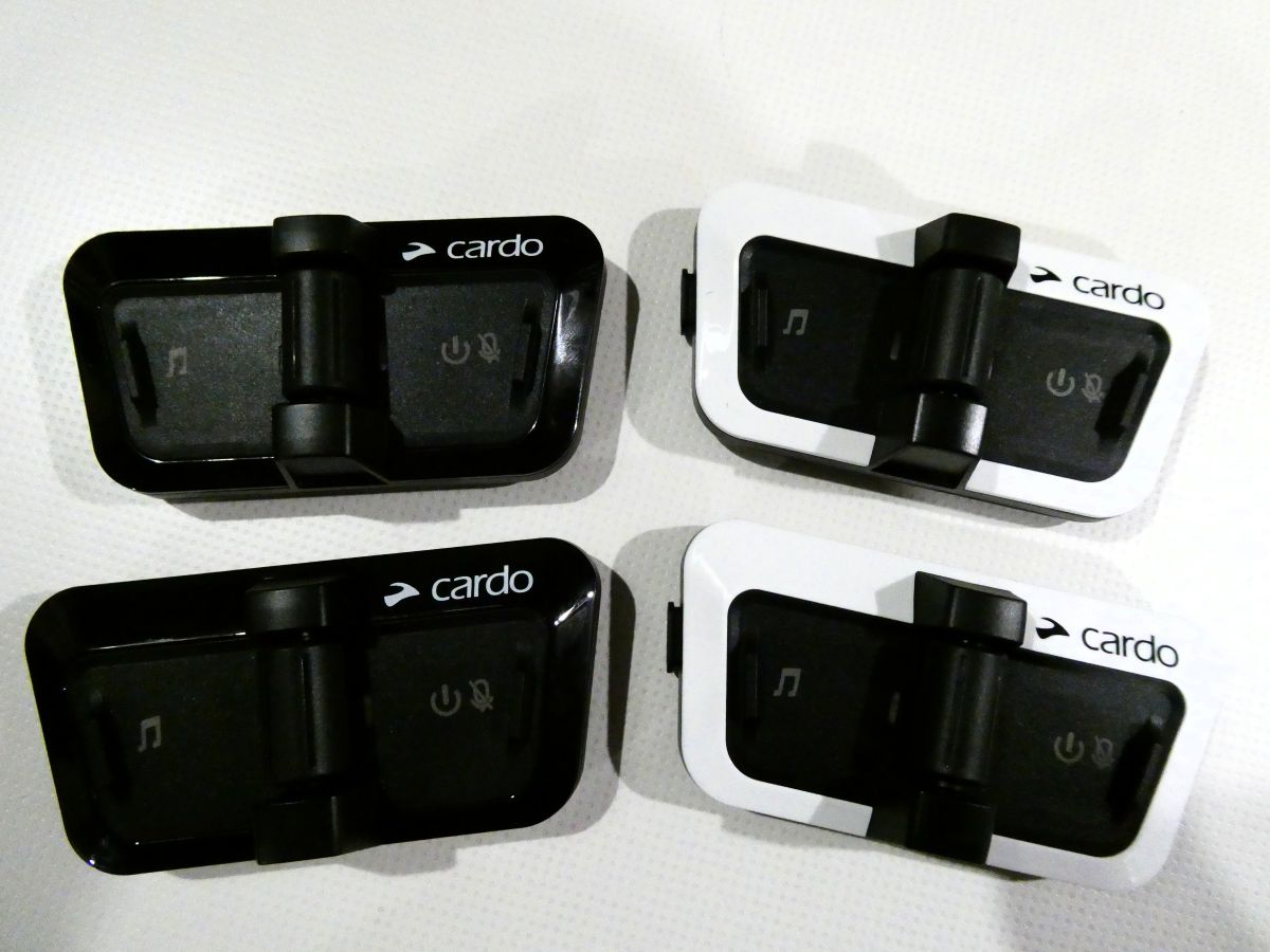 今回導入したインカム