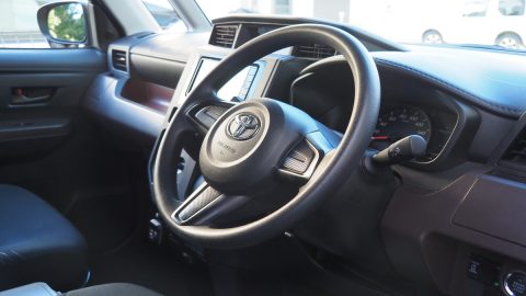 トヨタのルーミーはアウトドアが似合う！おすすめのカスタムパーツを紹介！