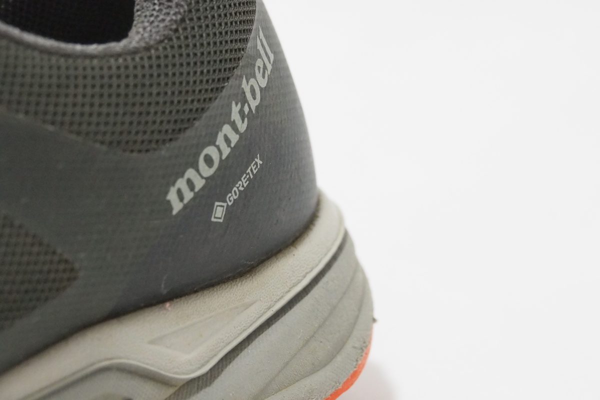 モンベルのローカットシューズ