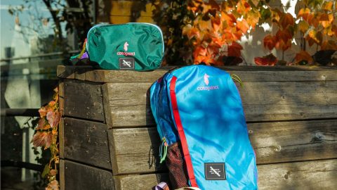 一点ものの配色が魅力。Saturdays NYCとCotopaxiの初コラボによるサステナブルな「Del Día」バッグが出たぞ！