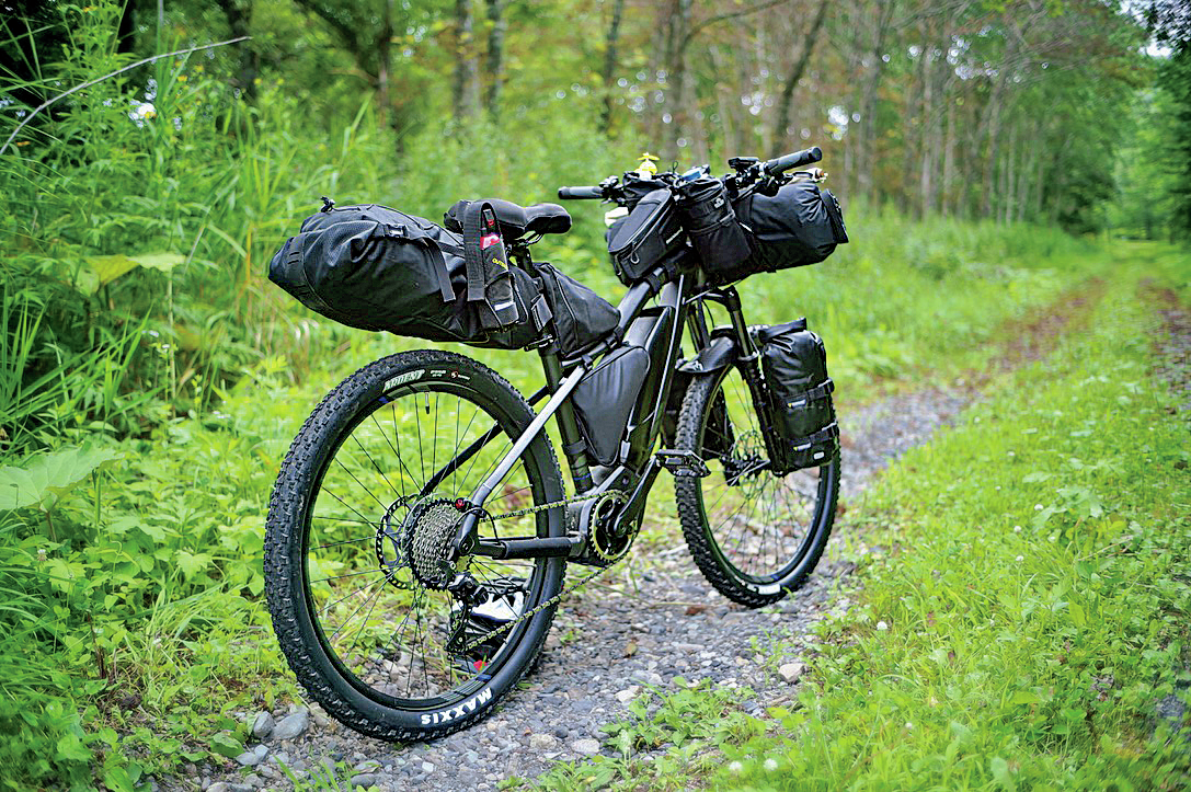 ベアフット、ドローン、MTB…自然を楽しみ尽くすアクティビティ系ソロ活達人たち