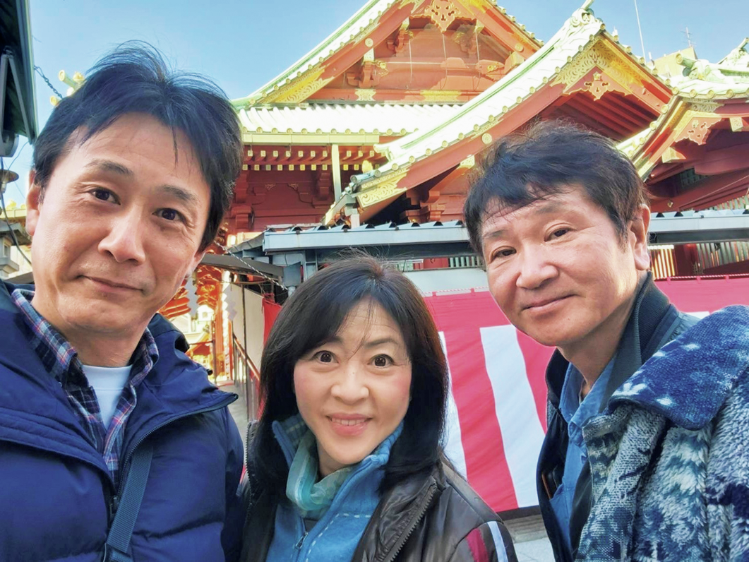 松本明子の反省会実況中継!? レンタカー事業のスタッフと3人でまずは乾杯！