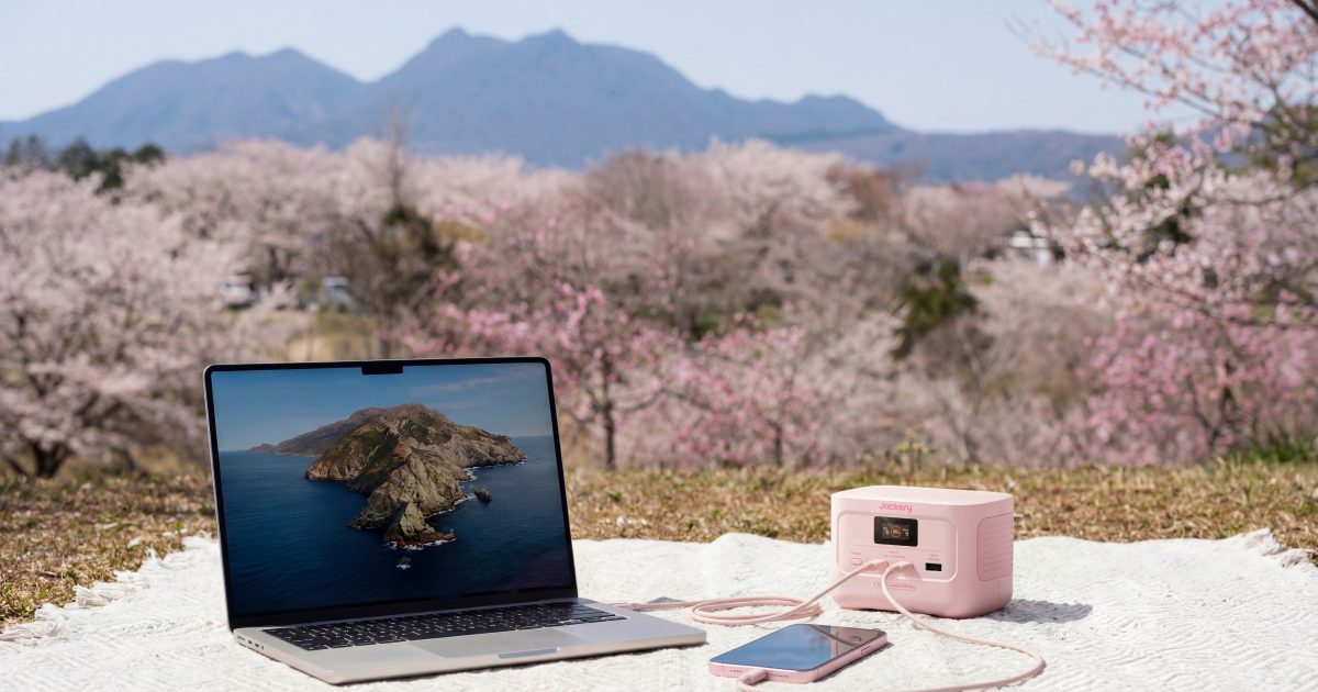 手のひらサイズで人気のポタ電「Jackery Explorer 100 Plus」に