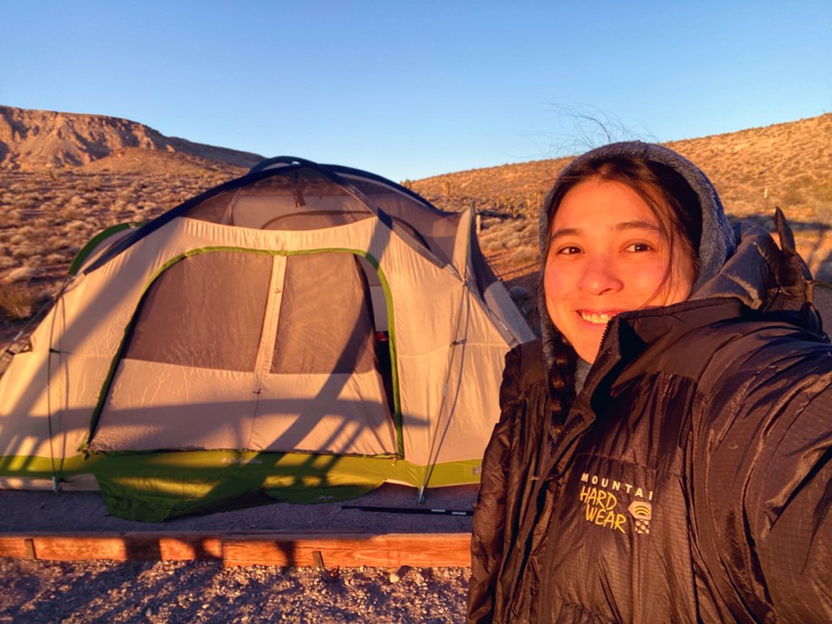 アメリカで買った15ドルの激安テント。ホームセンターで買える部品で補修すると、グランピングのような快適空間に！