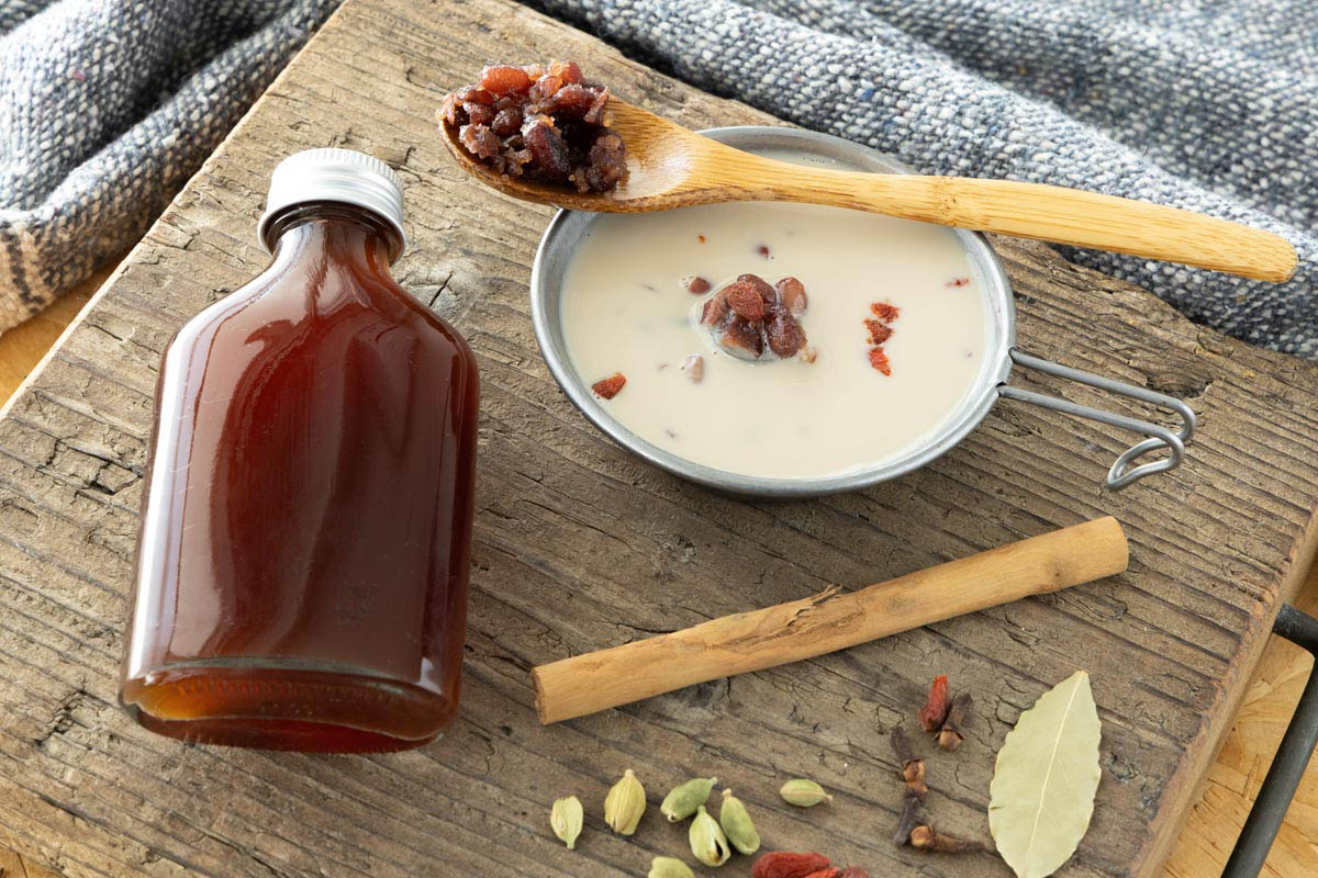 寒い季節に仕込みたい！チャイシロップとチャイぜんざいの作り方