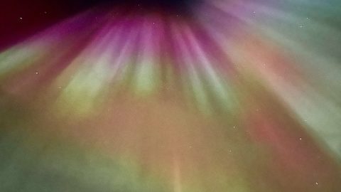 アイスランドで憧れのオーロラに出会う！鑑賞に便利なアプリや服装も紹介