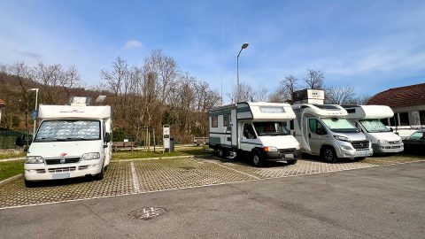 キャンピングカーの本場の太っ腹制度！ヨーロッパで見つけた“0円RVパーク”って？