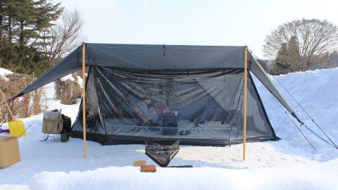 寒い時季は外が見えるテントで過ごそう！オブセル「TPUウィンドウ」がキャンプを最高に快適にしてくれるのだ