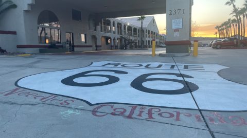 アリゾナ・カリフォルニア州境にある「何もない」町【100周年を迎えるルート66の点と線・その7】