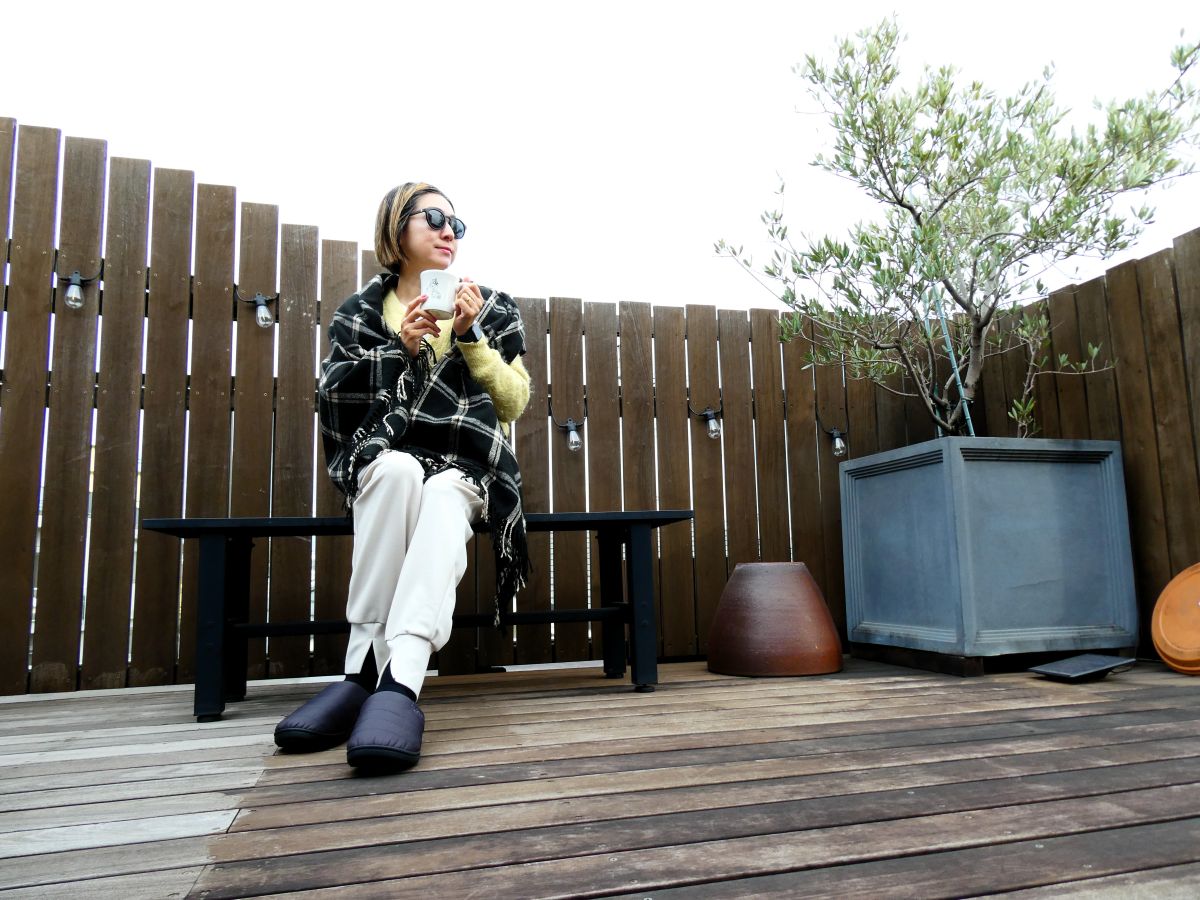 自宅のベランダで履いてみた