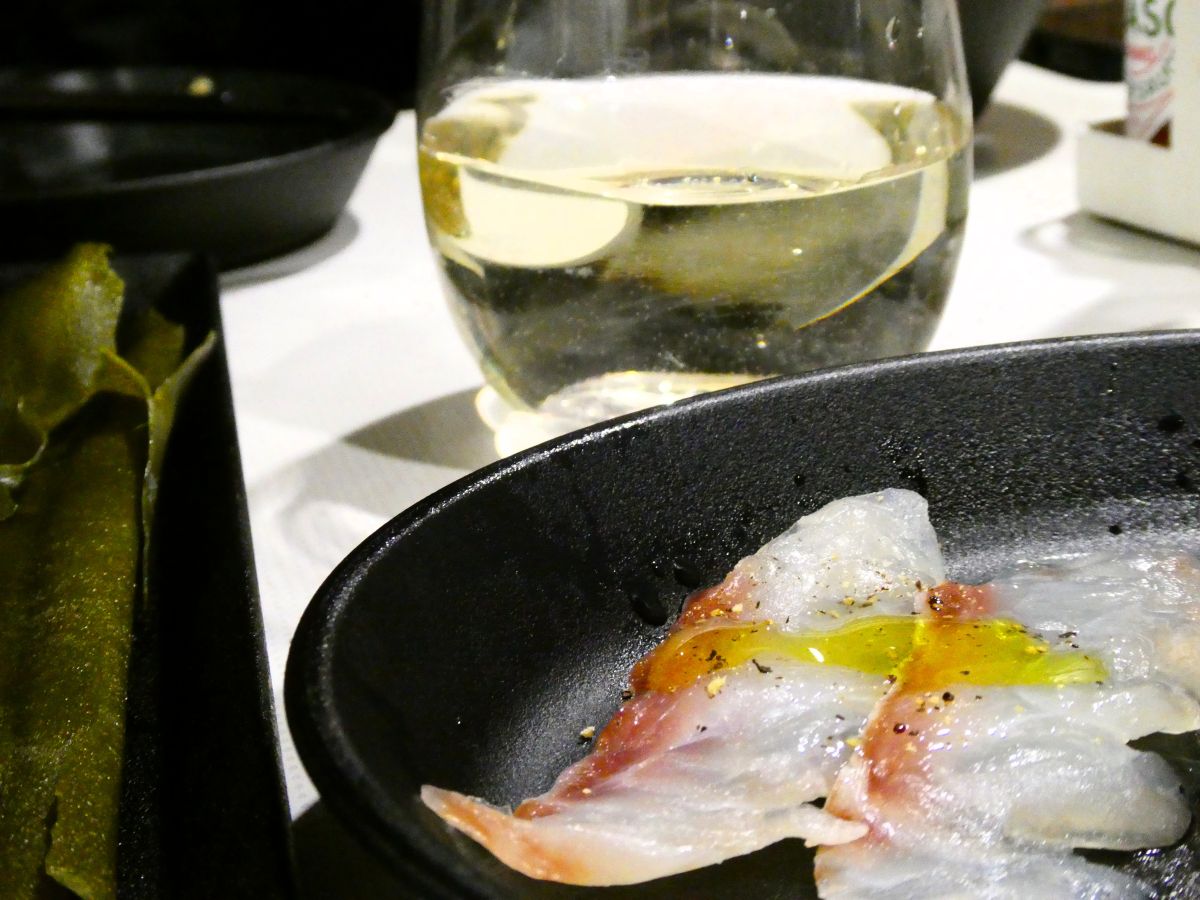 昆布締めの刺身