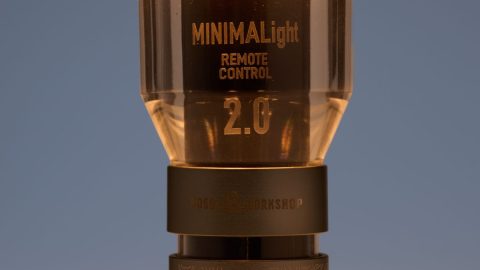 一度使うと手放せないランタンとリモコンのセットが登場！ 寝たまま操作可能で節電にもなるのだ