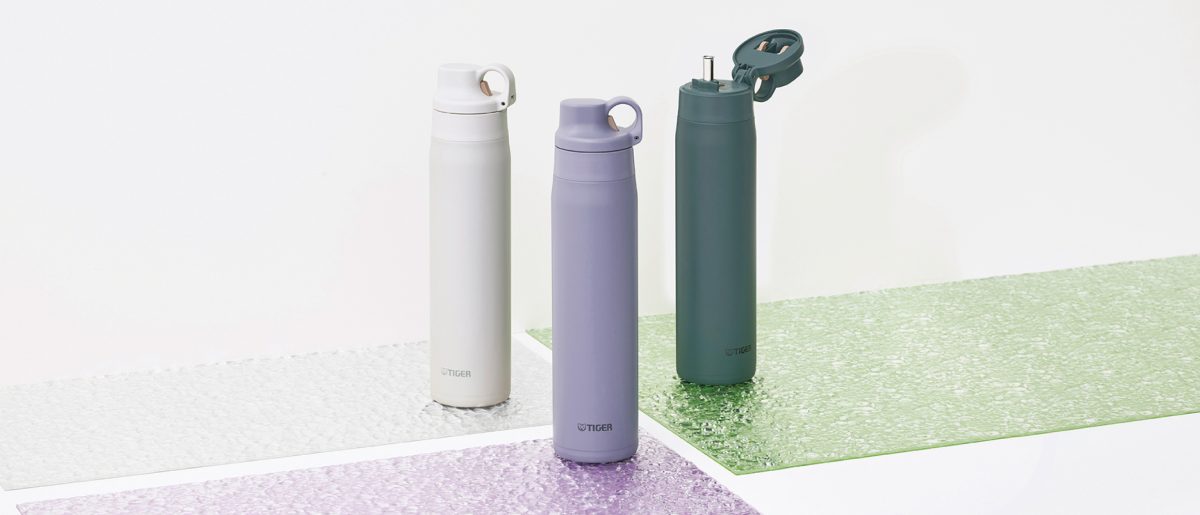 片手で手軽に水分補給！ステンレス製ストロー採用の真空断熱ボトルに待望の大容量タイプが新登場