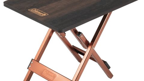 コールマンの超定番アイテム「バタフライテーブル」が進化！サイズ・用途別に選べる3モデルを比較レビュー