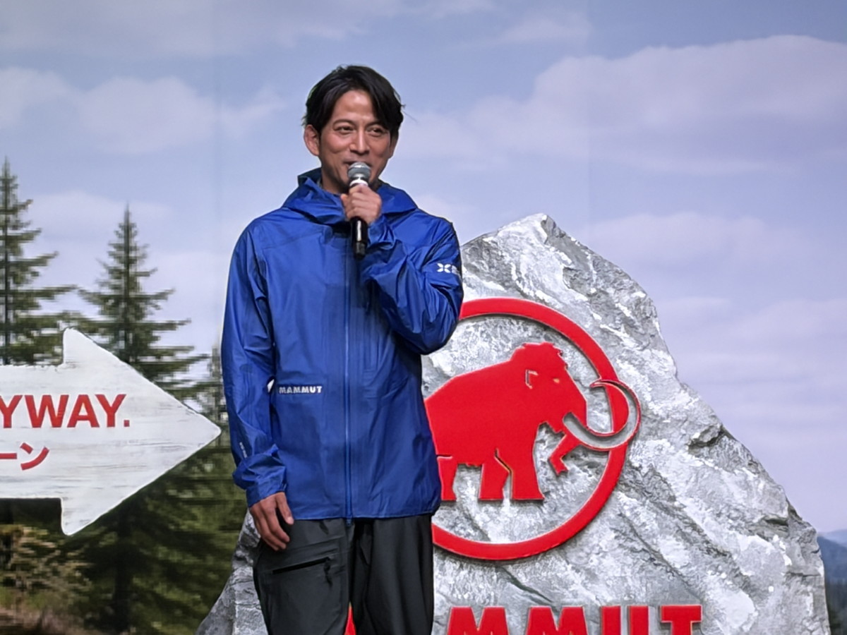 マムートの新レインウェアはさらに雨に強い！岡田准一さんも登場の発表会でチェックしてきたぞ