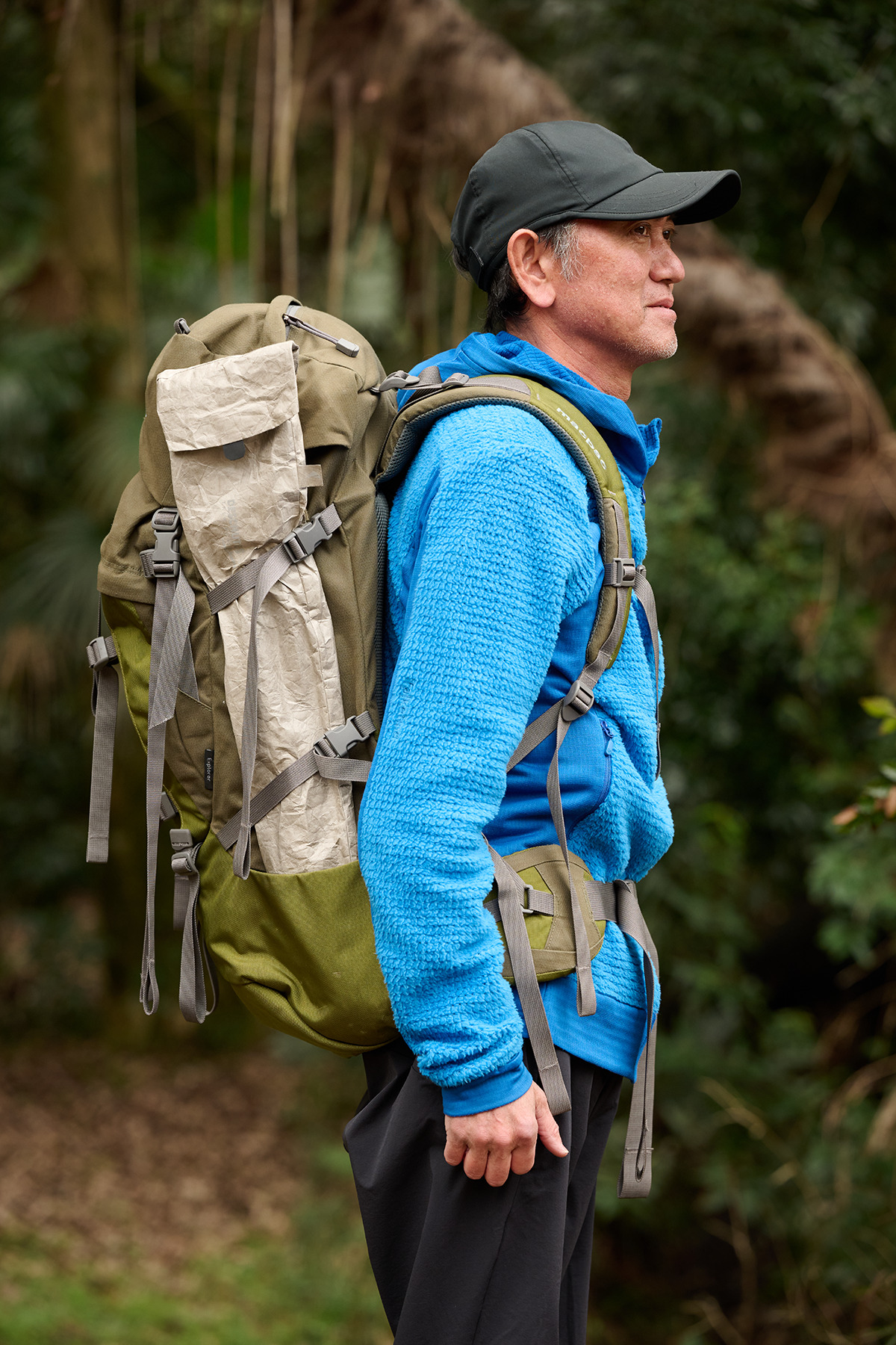 BE-PAL×DESCHUTES TREK DESIGN  (ビーパル×デシューツトレックデザイン) ／ 45周年記念 3Kグラファイト ライトスタッフ（2本セット）