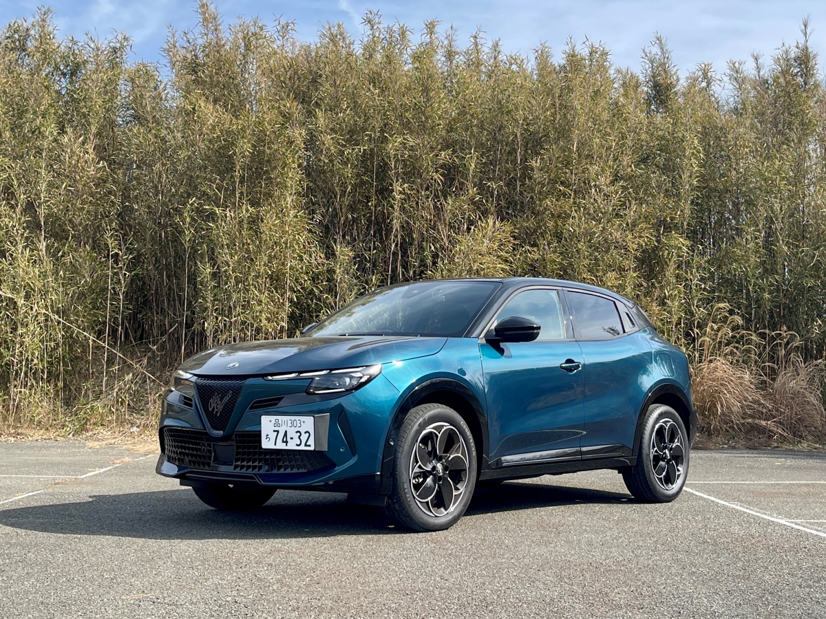 アルファ ロメオ「ジュニア」の魅力は機能+フィールドで映える個性！いつでも気分を上げてくれるのだ