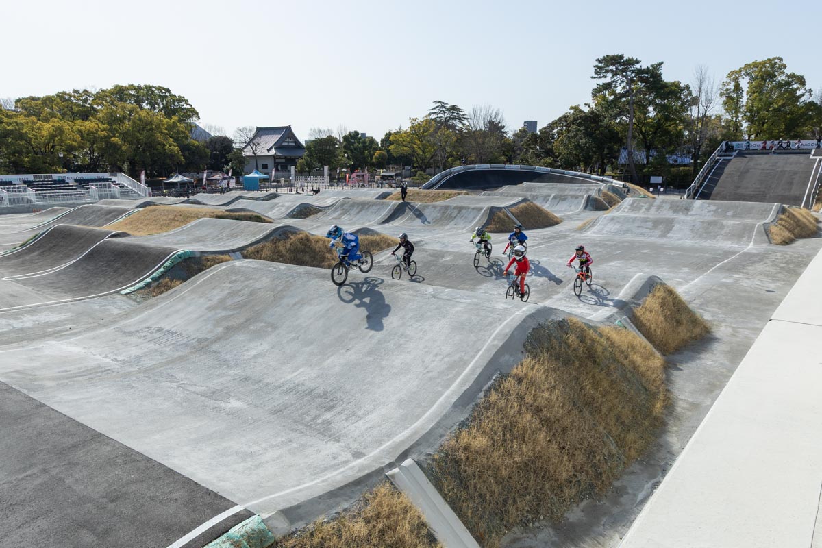 本格的なコースでレースデビューできるイベントが開催