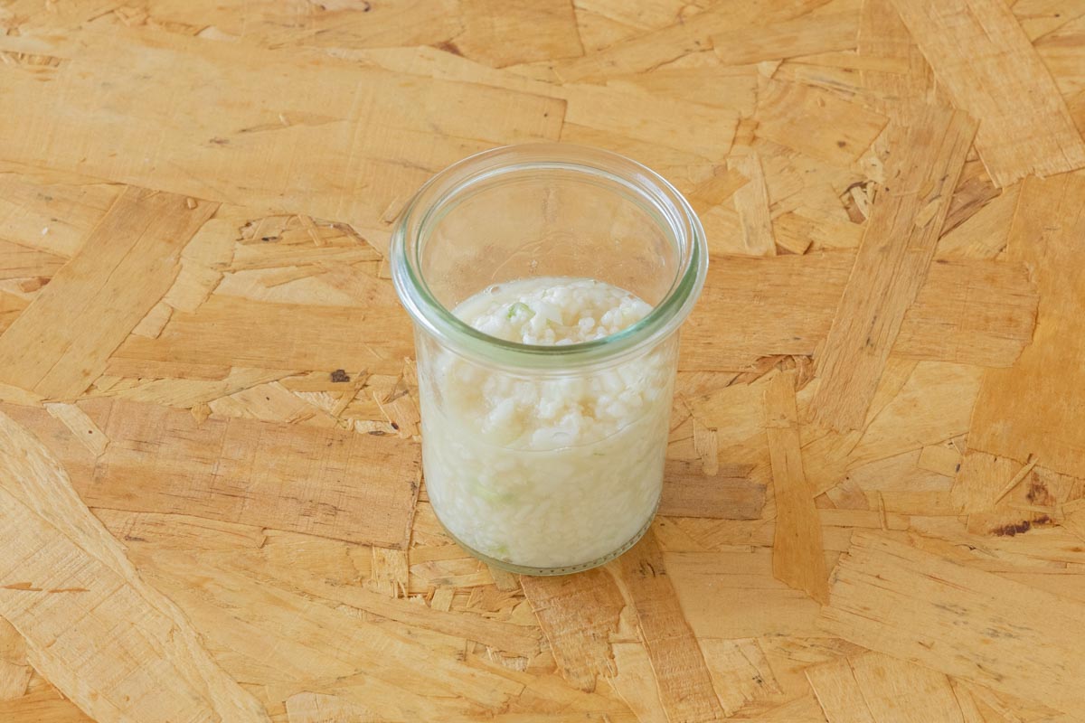 新玉ねぎの塩麹漬け