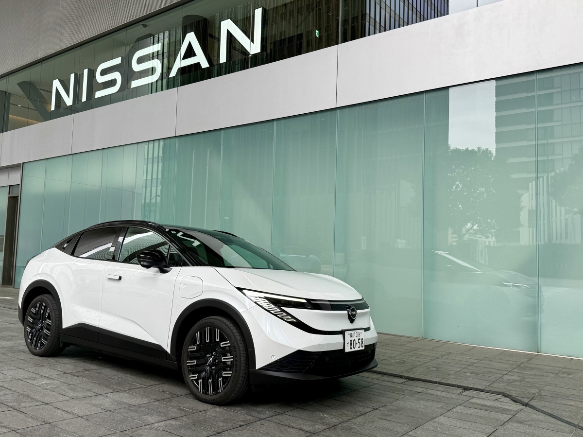 【日産・新型リーフ】高速道路で手放し運転も！ 給電も自在な電気自動車は長～く走れてお得度高し