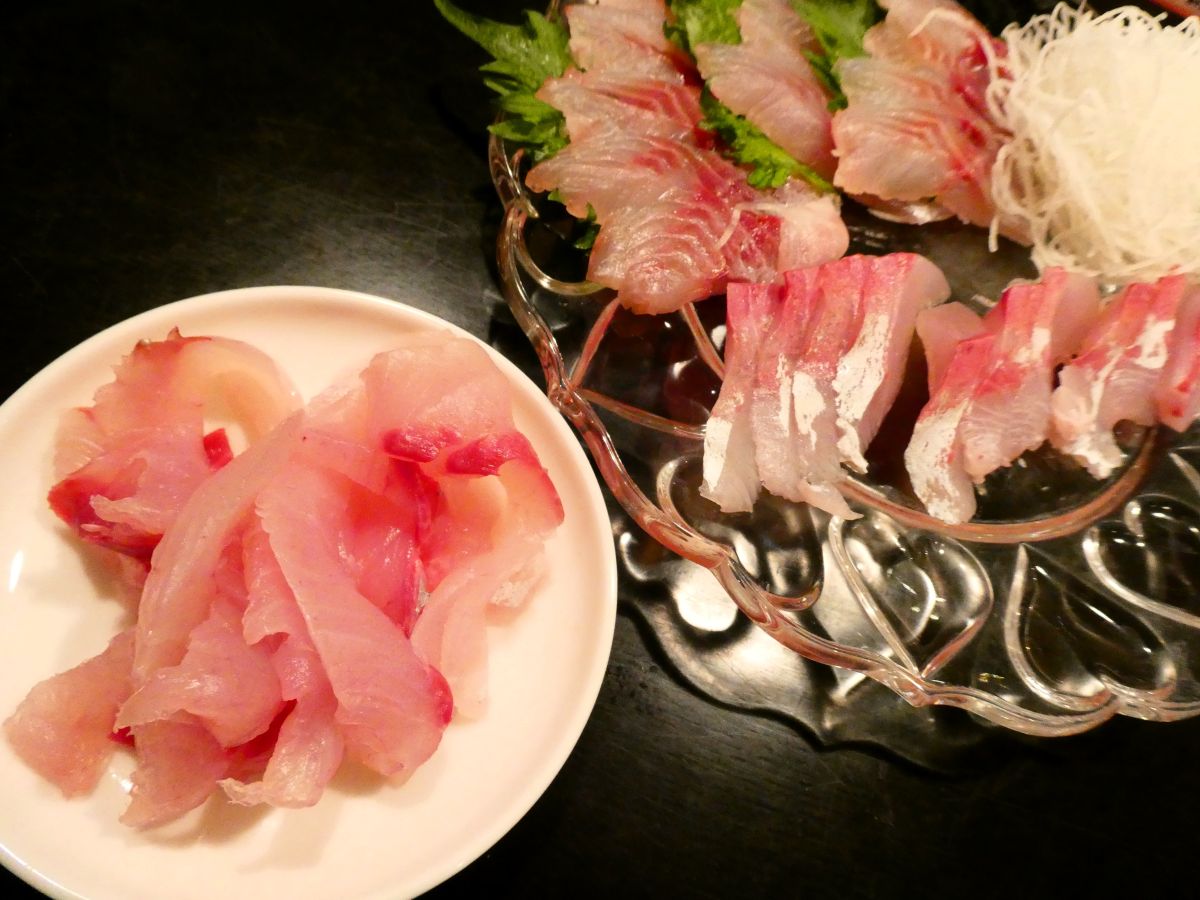 近くで買った刺身