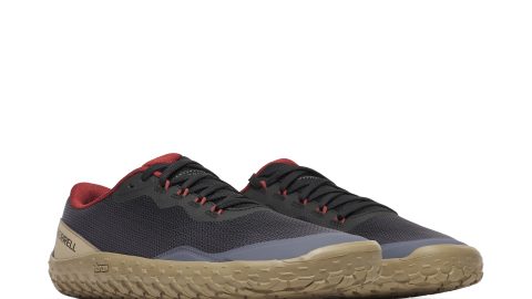 MERRELLの「Vapor Glove 7」が追求したのは“裸足感覚”！ 地面との距離を極限まで近づけたミニマルな一足