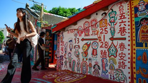 台湾中部の穏やかな街、台中。街を散歩し、豪華アイスをぱくつく