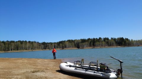 朱鞠内湖で日本最大の淡水魚・イトウと大型ニジマスを狙う！北海道の釣りとは？