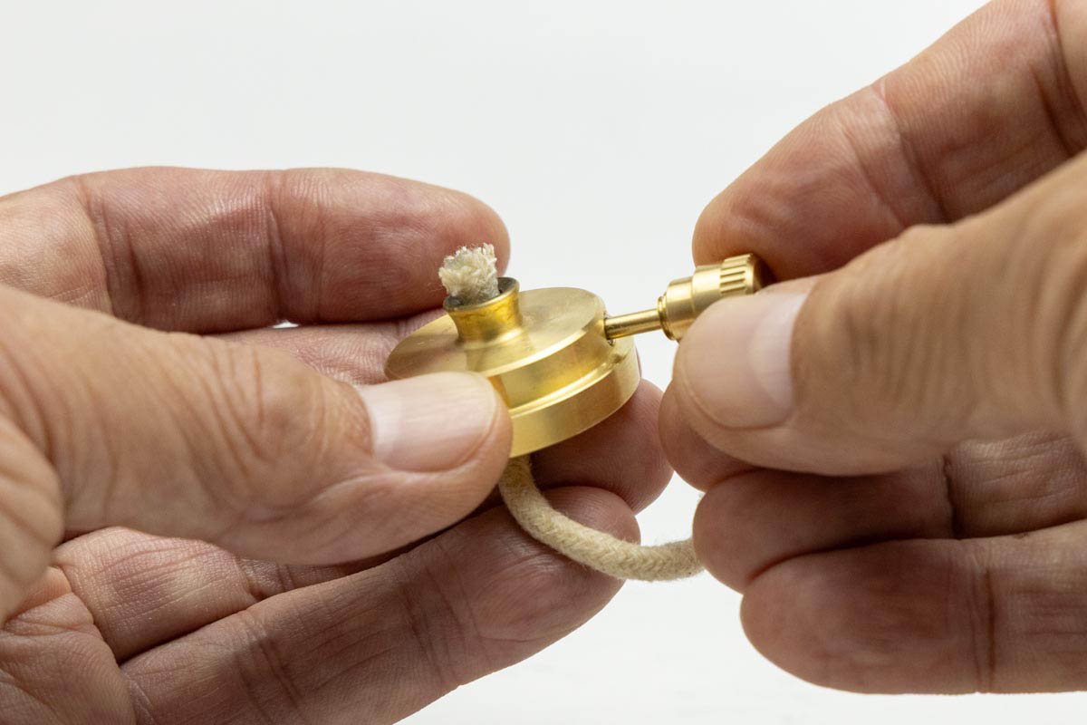 芯の長さを調整