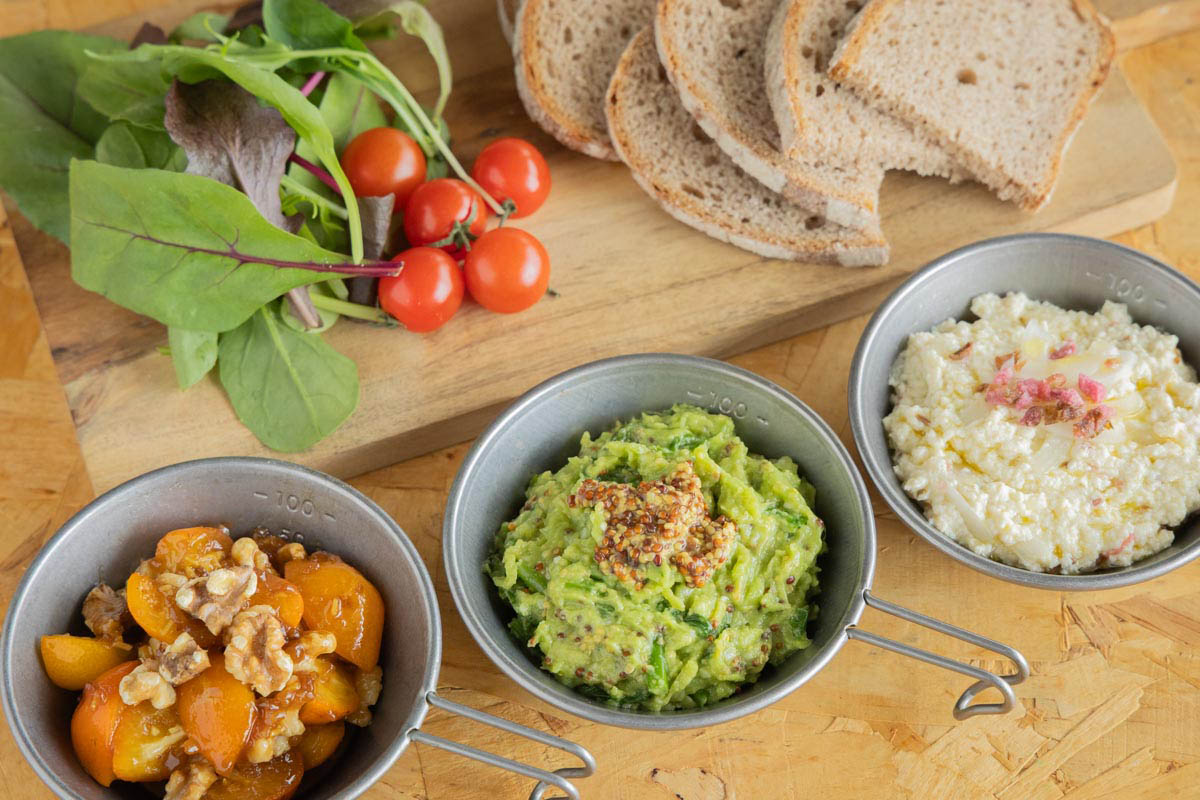 甘酒、塩麹、醤油麹。発酵香る、春の3つのディップを作ろう