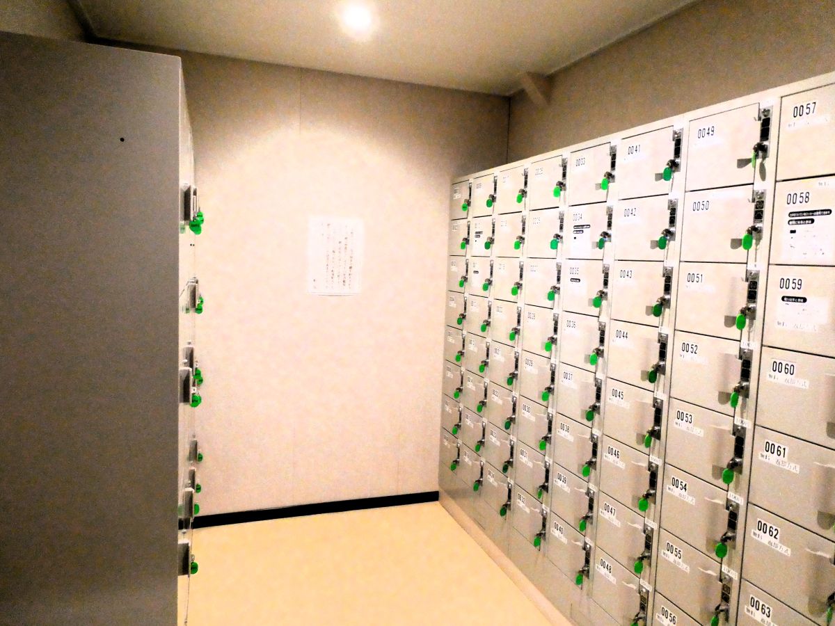 コインロッカー